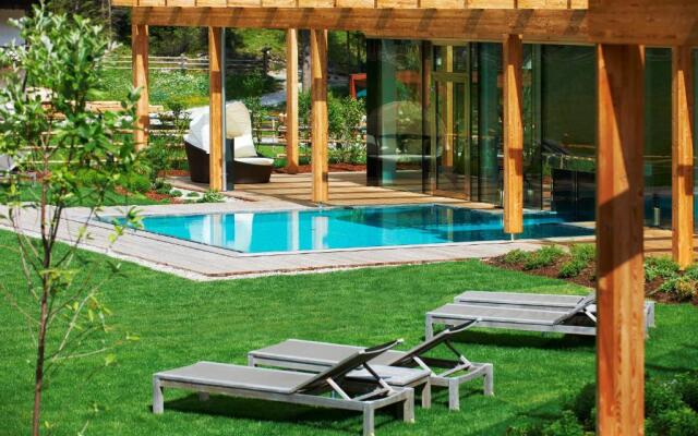 Hotels Dolomitenhof & Chalet Alte Post
