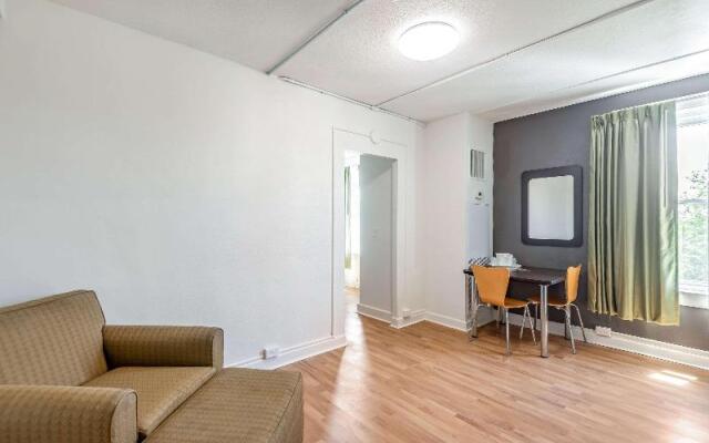 Quality Inn Suites Kansas City Downtown