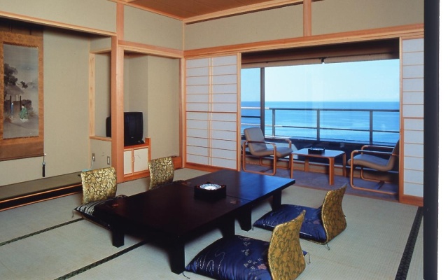 Naniwaya – Guest Rooms – Kashiwazaki