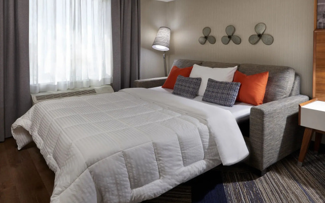 Four Points by Sheraton Vaughan