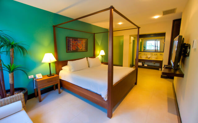Pueblito Escondido Beachside
