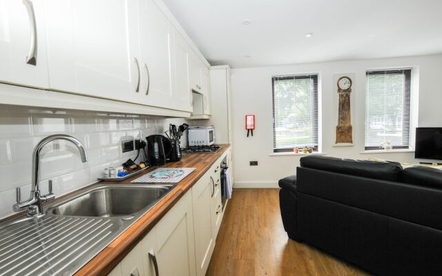 Your Stay Bristol Midland Way
