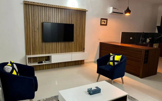 The Zen Loft - 2BR Open Plan Apt W/Pool+Smart Lock