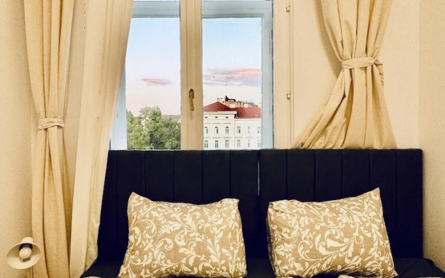 Stylish 4BR Apt Near Westbahnhof