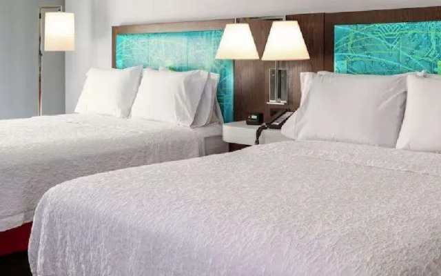 Hampton Inn by Hilton Saline