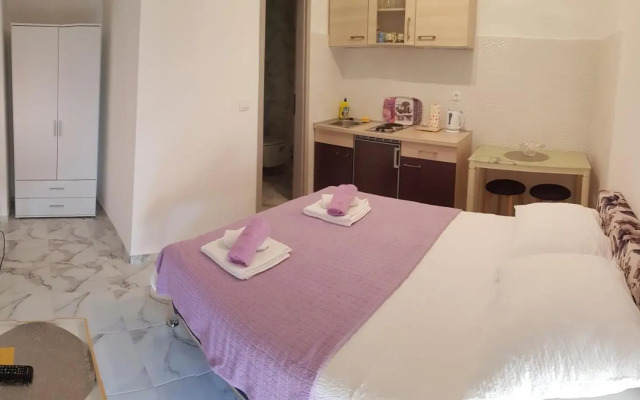 Studio Apartment Lili