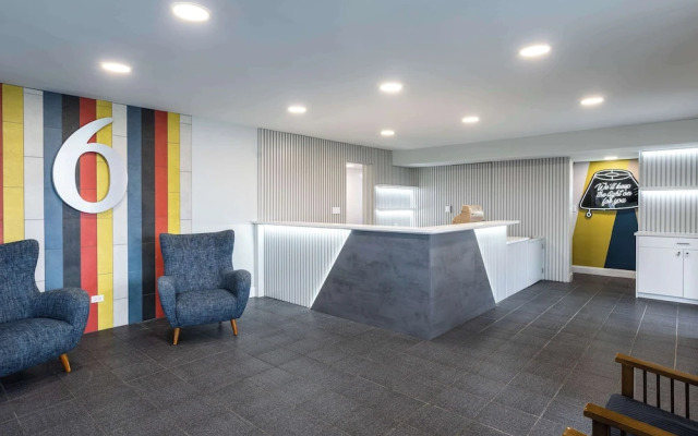 Studio 6 Hickory, NC