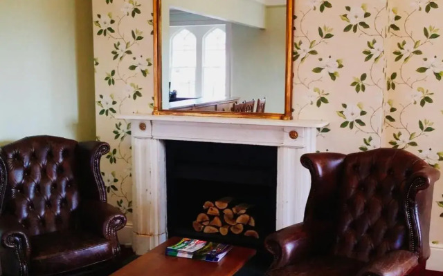 Donnington Grove Country Club