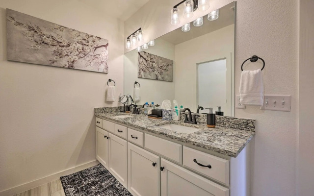 Newly Built Bella Vista Home Near Lakes