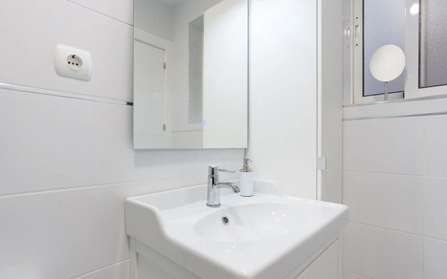 LU&CIA Apartamento Cervantes