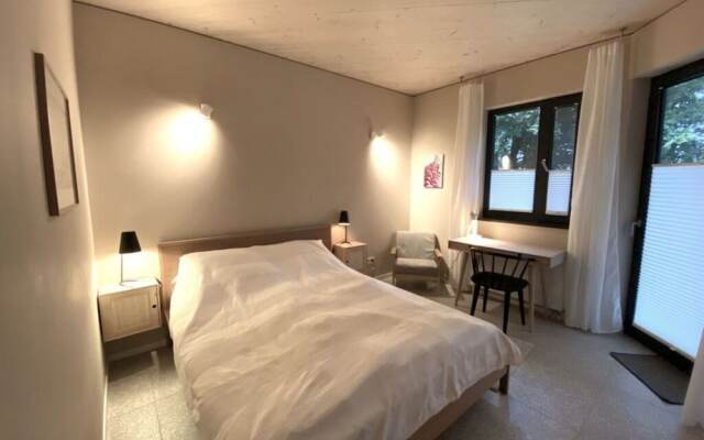 Super Nice Holiday Home by the Lake