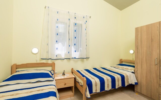 Beautiful Apartment in Kosljun With Wifi and 1 Bedrooms