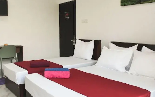 The Regent Grand Hotel - Galle Face