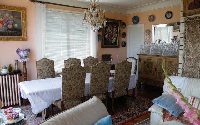 Villa Erresinolettean