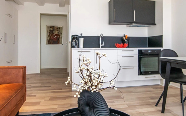 Cozy Apartment in Henne near Beach