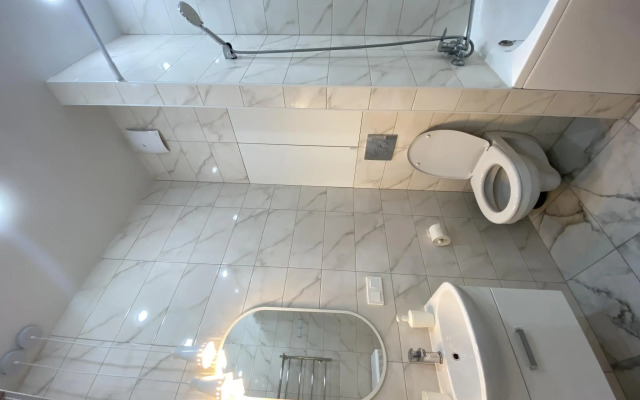 Желтый Нарцисс на улице Уральская