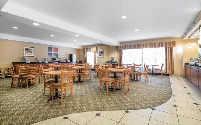 Spark by Hilton Vestal Binghamton University Area