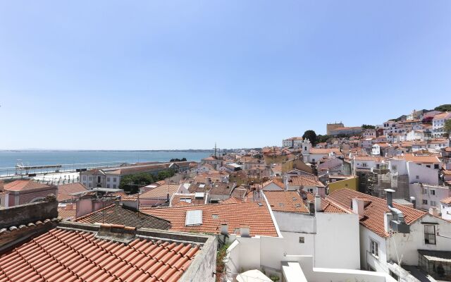 Alfama Suite by Homing