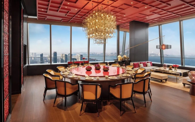 Four Seasons Hotel Dalian