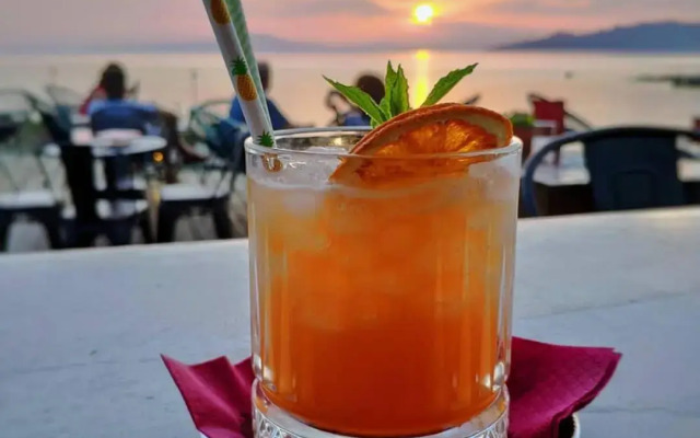 Stoupa Properties Rooms