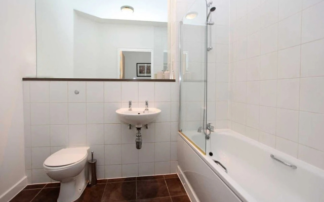 Parkes Court Apartments