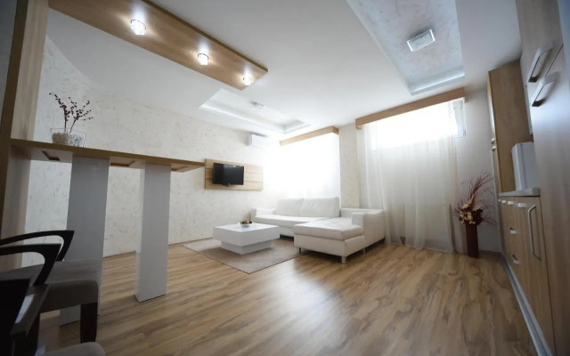 Garni Uni Elita Lux Hotel