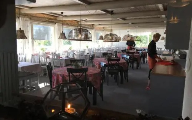 Lövåsgårdens Fjällhotell