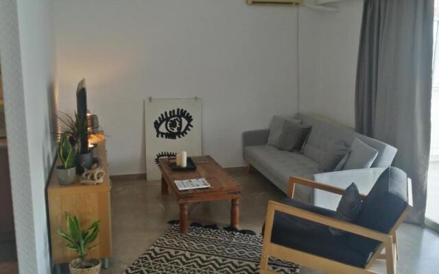 Modern, Top floor, 90sqm, near center