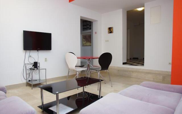 Apartments Knezović