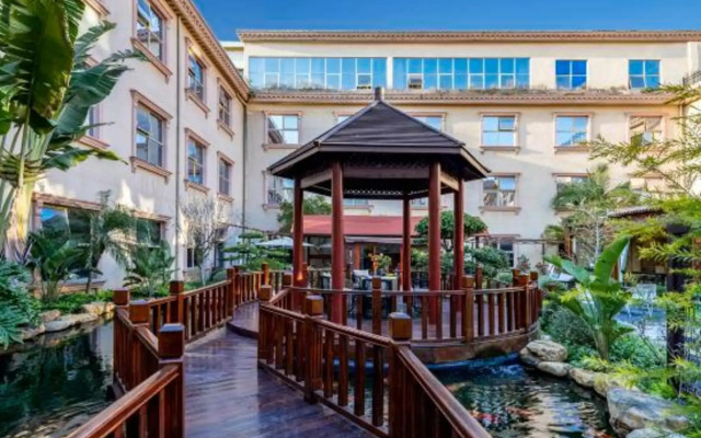 Yuzhou Hotel