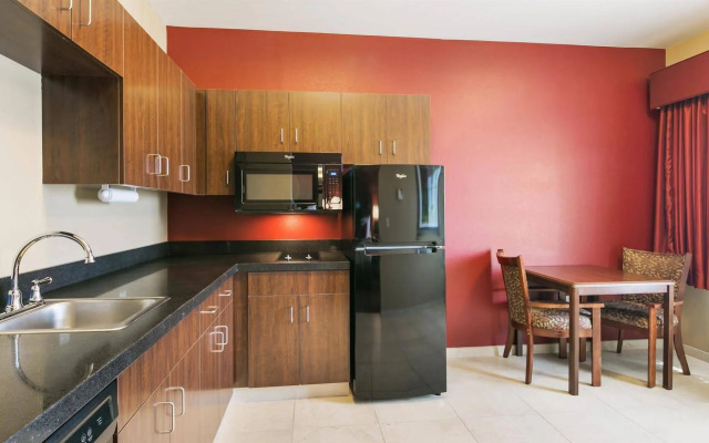 Best Western Plus Chandler Hotel & Suites