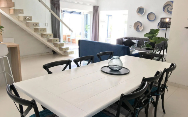 Cricklewood Place Luxury Holiday Homes