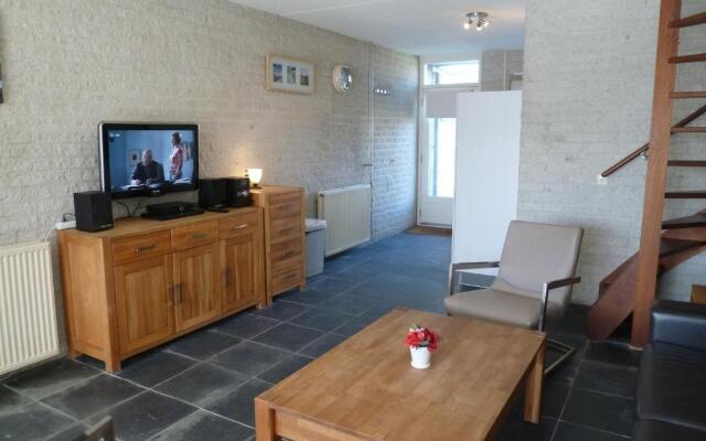 Vacation home Zwaantje #ABB24b