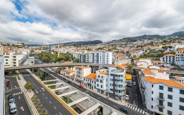 Urban Paradise III by Madeira Sun Travel