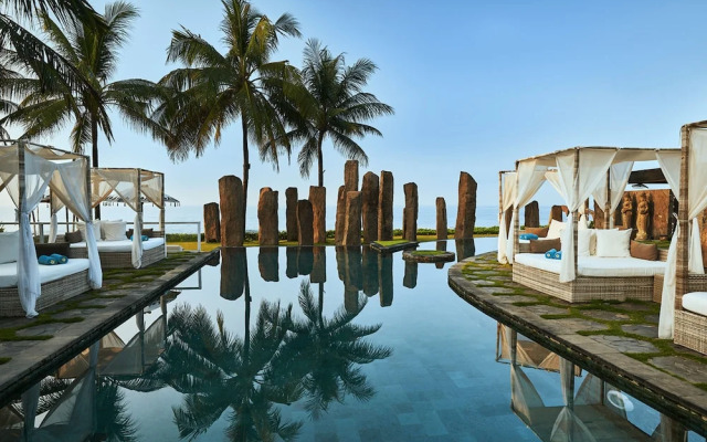 The Royal Purnama Art Suites & Villas