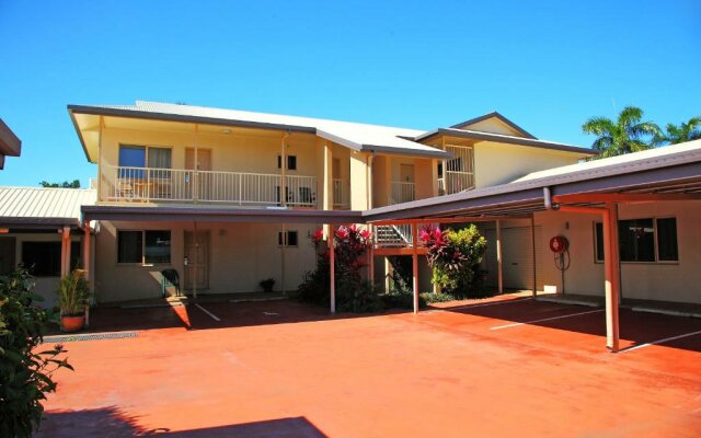 Cascade Motel In Townsville