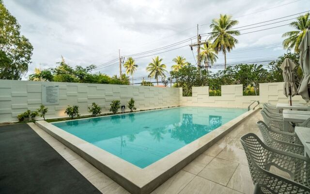 Oceanstone Resort by Lofty