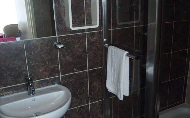 Swn Y Mor Hotel
