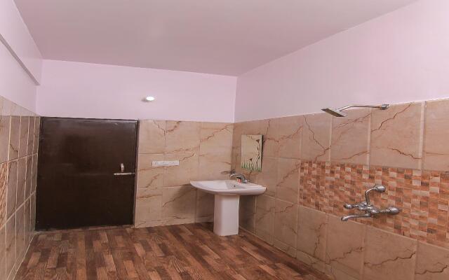 Collection O 4731 Hotel Surya Continental