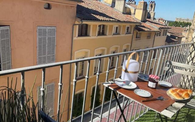 Nice Studio 20 M Near The Place D'albertas!