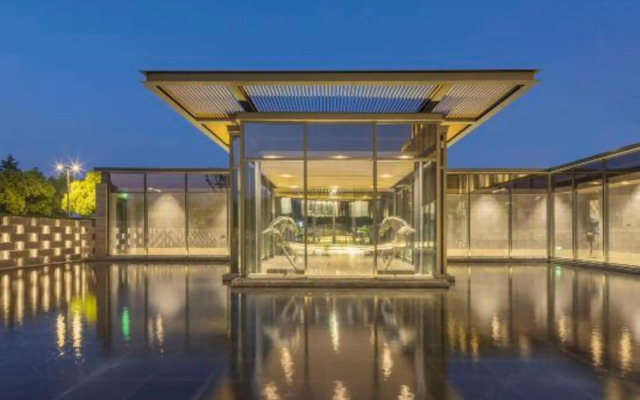 Maison New Century Hotel Wuhu Dong Lake