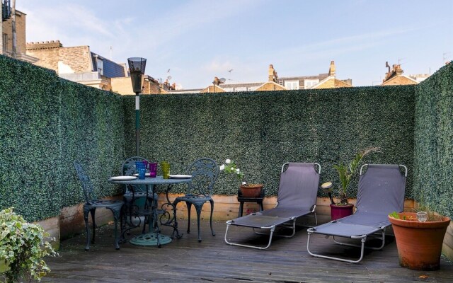 Exclusive Balcony Relax 2 bed Hyde Park Living