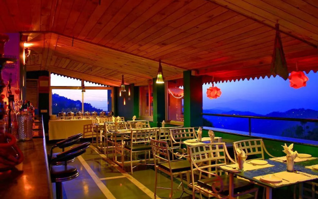 Hotel Kasauli Woods