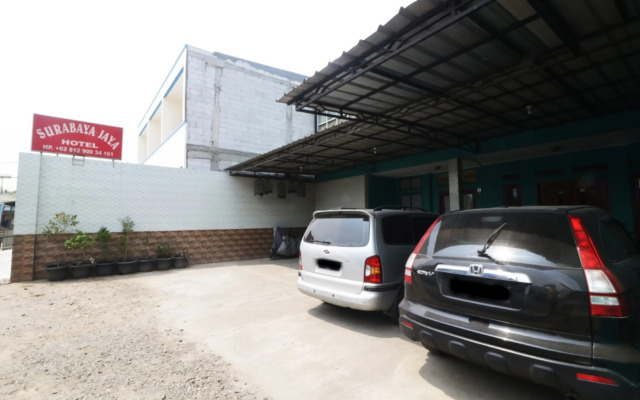 Hotel Surabaya Jaya Bandara Soetta by ZUZU