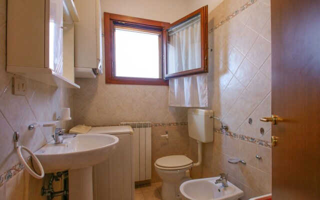 Nice Apartment in Comacchio With 2 Bedrooms and Wifi