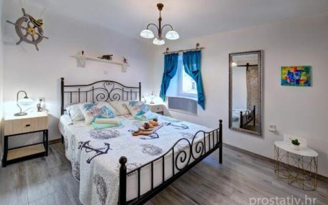 Studio Apartman Frankopan