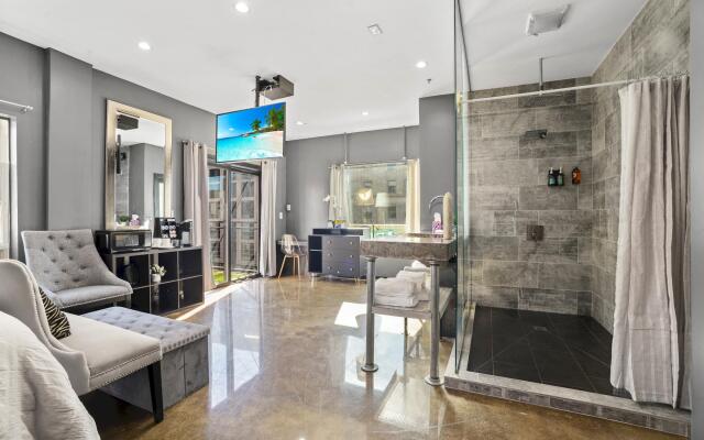 Outstanding En Suite Studio