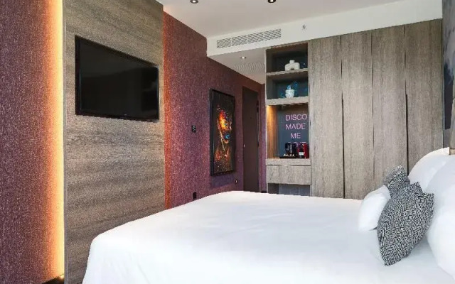 NYX Hotel Limassol by Leonardo Hotels