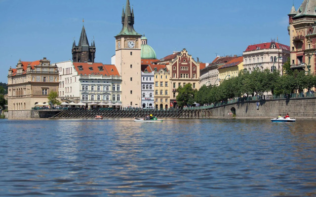 Amedia Express Prag