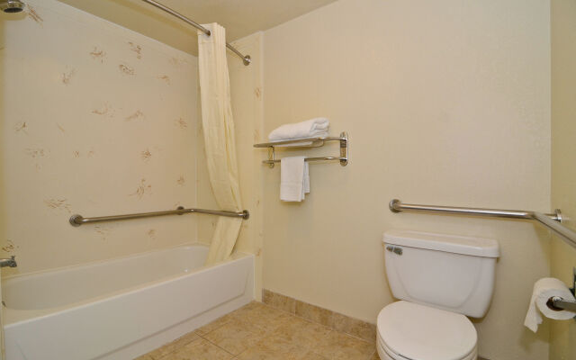 Travelers Inn and Suites